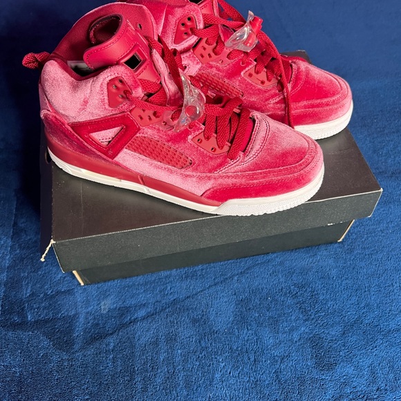 jordan spizike noble red